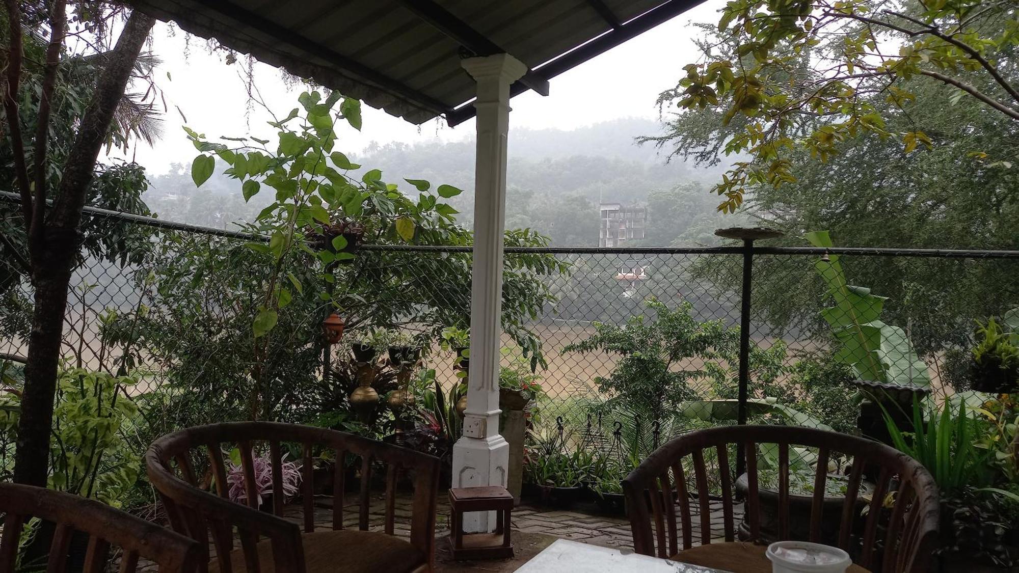 Mahaweli Shades Hotel Kandy Luaran gambar